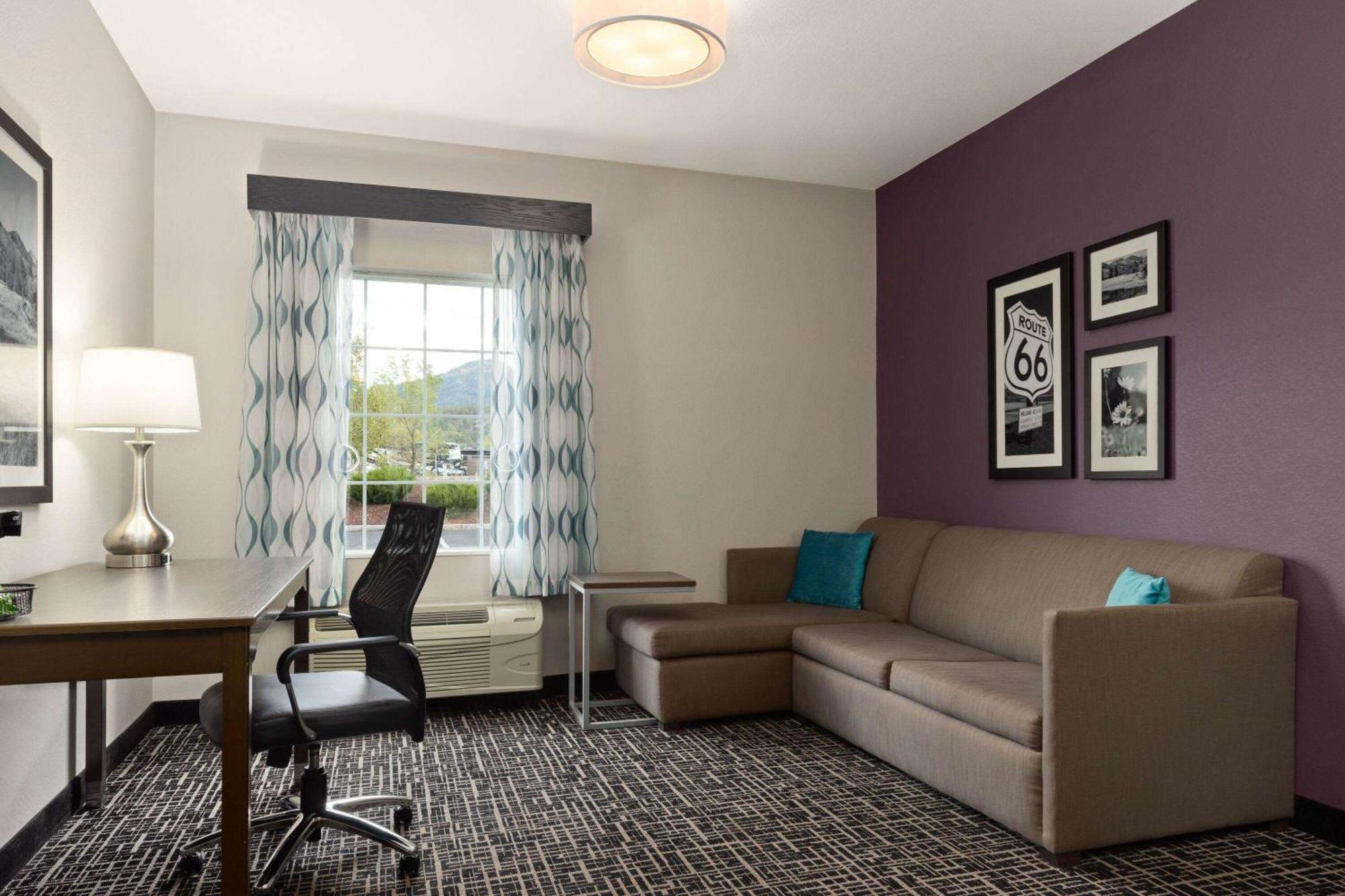 La Quinta By Wyndham Williams-Grand Canyon Area Exterior photo