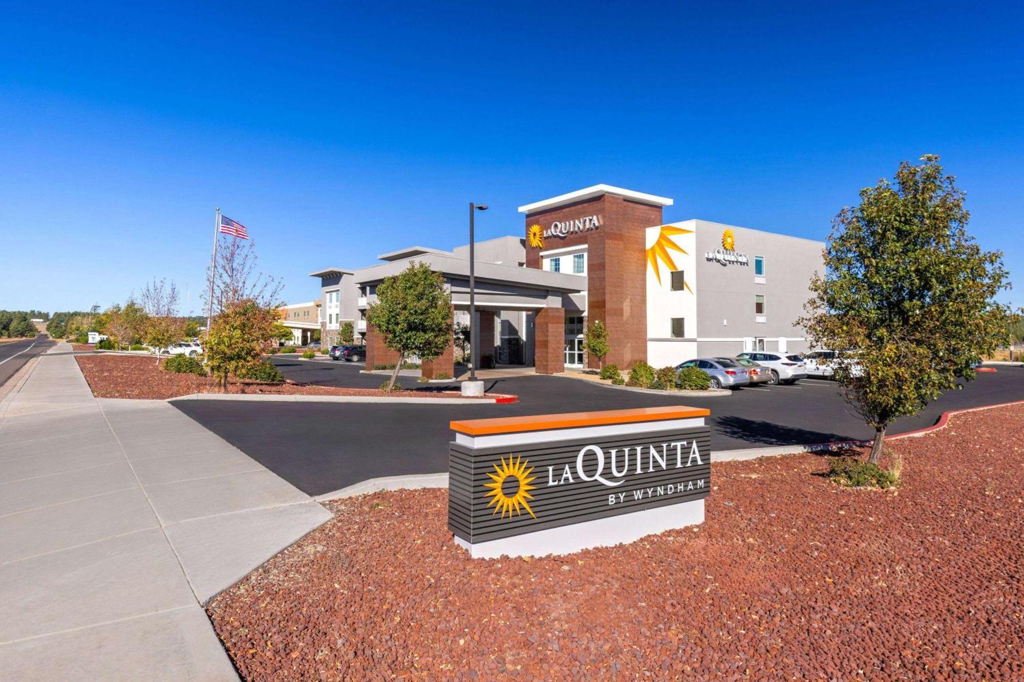 La Quinta By Wyndham Williams-Grand Canyon Area Exterior photo
