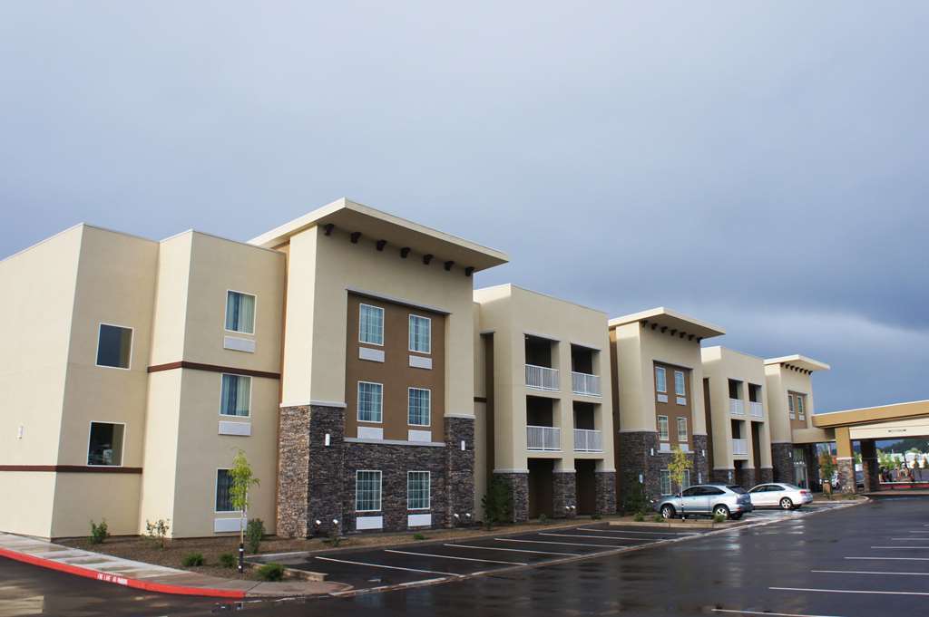 La Quinta By Wyndham Williams-Grand Canyon Area Exterior photo